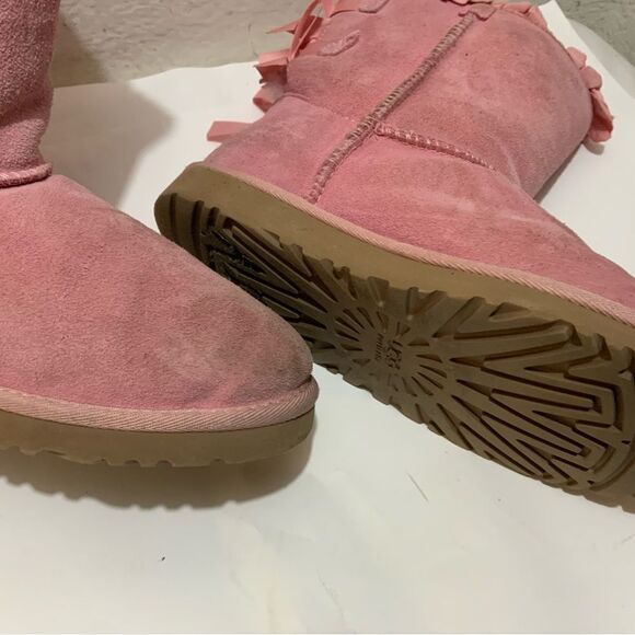 UGG Girls Pink Sheepskin Bailey Bow Ruffles Boots Girls 1013278K size 4 - Picture 16 of 16